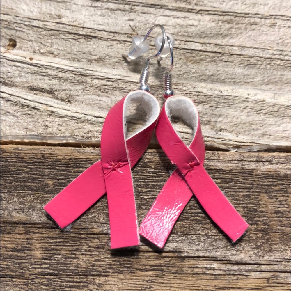 Leather earrings